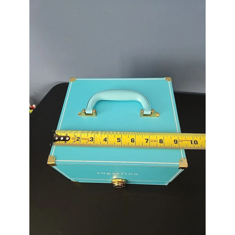 RARE BABY BLUE SUGARFINA HOLDING CASE WITH HANDLE HOLDS 9 CUBE CANDY BOXES
